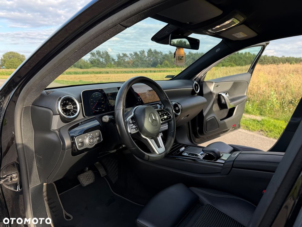 Mercedes-Benz Klasa A 180 Progressive 7G-DCT - 9