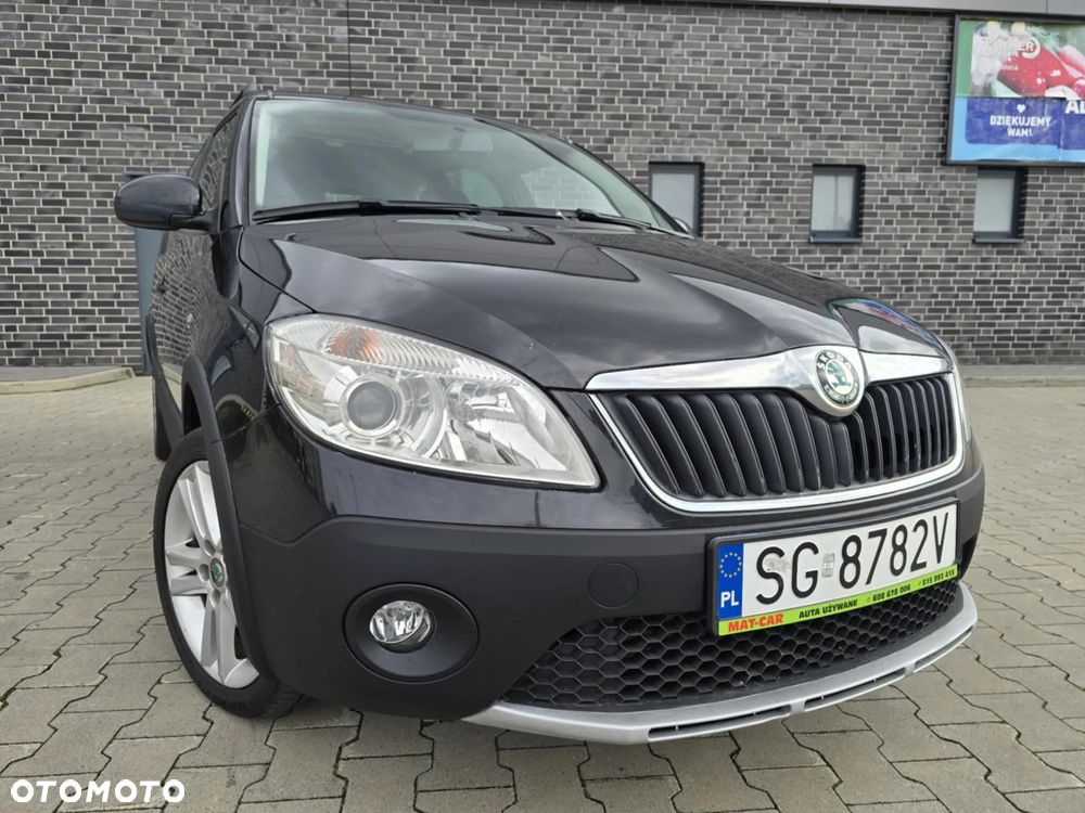 Skoda Roomster 1.6 TDI DPF Scout PLUS EDITION - 3