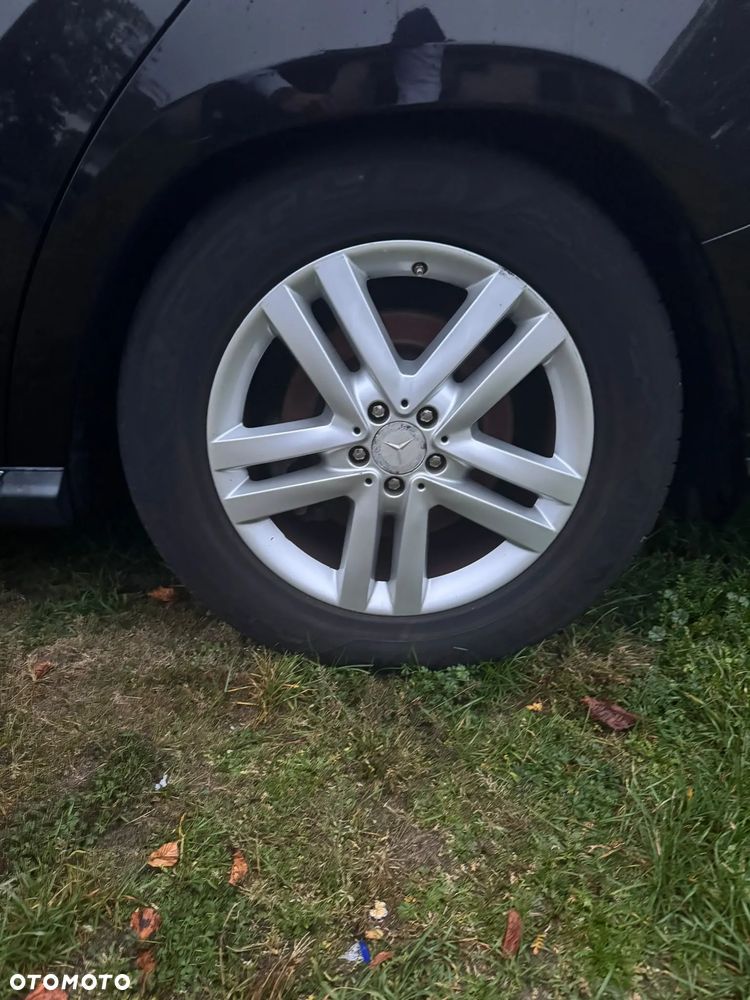 Mercedes-Benz GL 350 BlueTec 4-Matic - 11