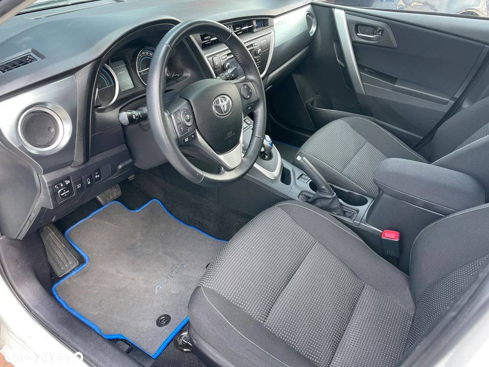 Toyota Auris 1.8 VVT-i Automatik Executive - 2