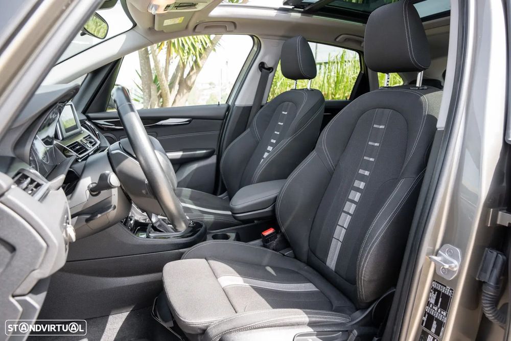 BMW 216 Active Tourer d Line Luxury Auto - 15