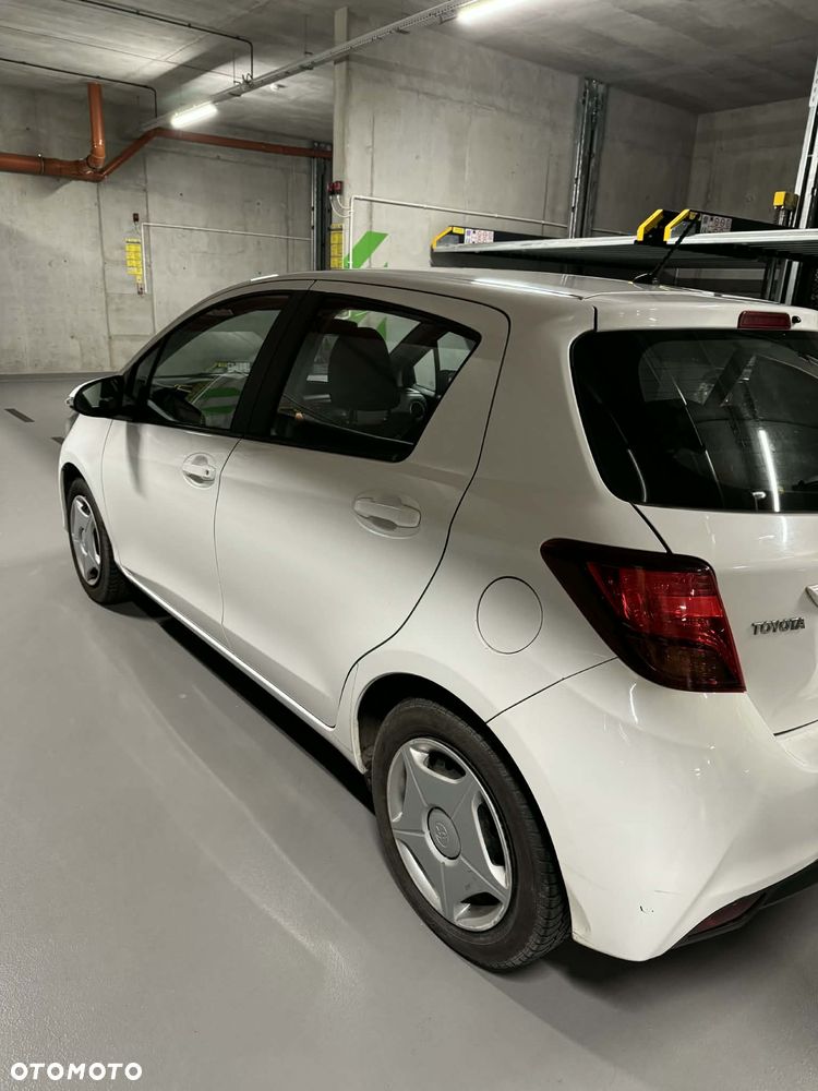 Toyota Yaris - 5