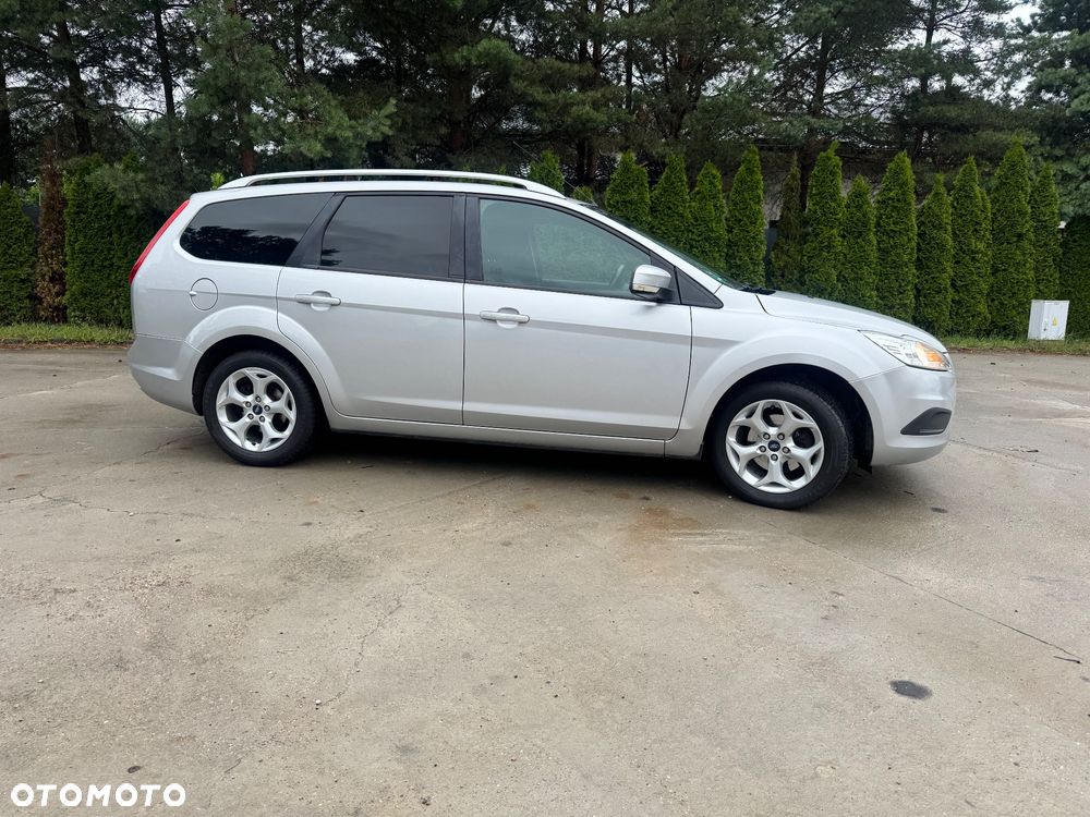 Ford Focus 1.6 Ti-VCT Trend - 4