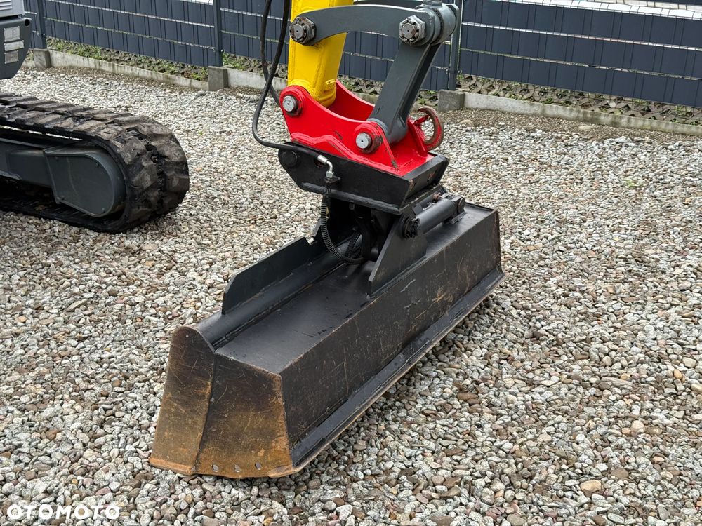 Wacker Neuson * Sprowadzona * Wacker Neuson 8003 * 3 x Ramiona * Bardzo Dobry Stan - 23