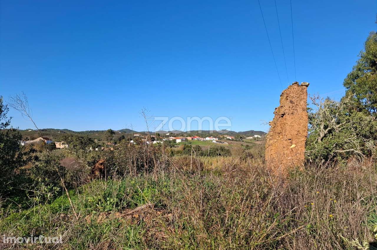 Ruína para recuperar em Ribeira de Arade, Messines + terreno - Grande imagem: 5/23