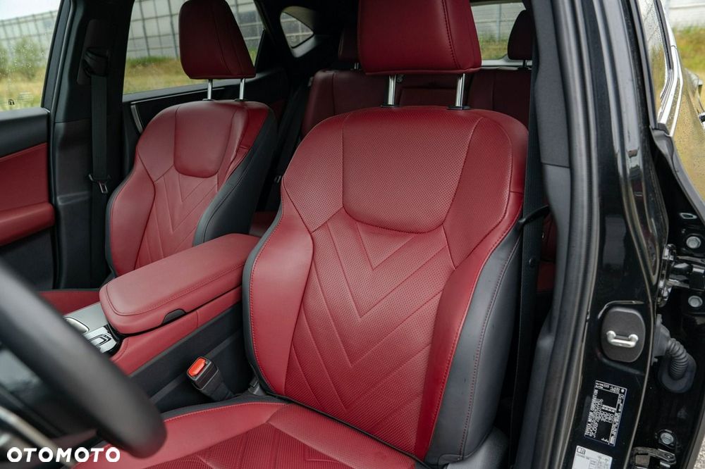 Lexus NX 450h+ E-FOUR Executive-Paket - 24