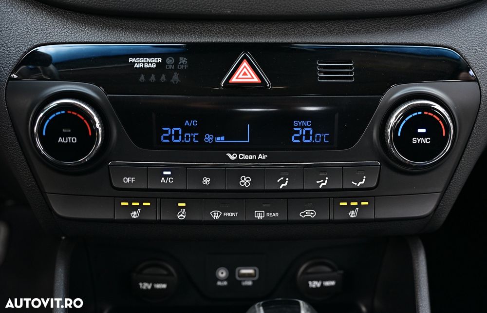 Hyundai Tucson 2.0 CRDI 4WD Automatik Style - 27