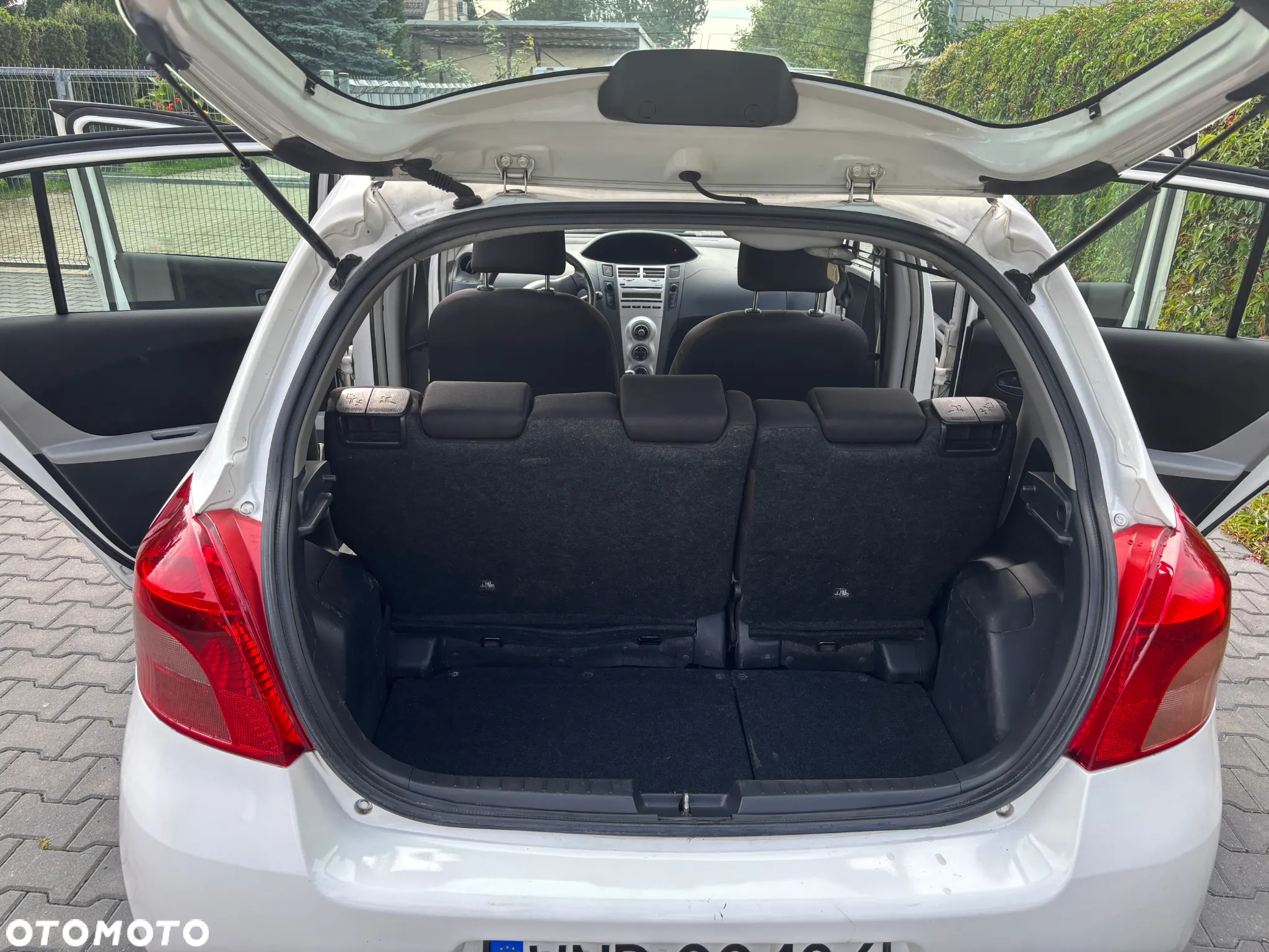 Toyota Yaris - 8