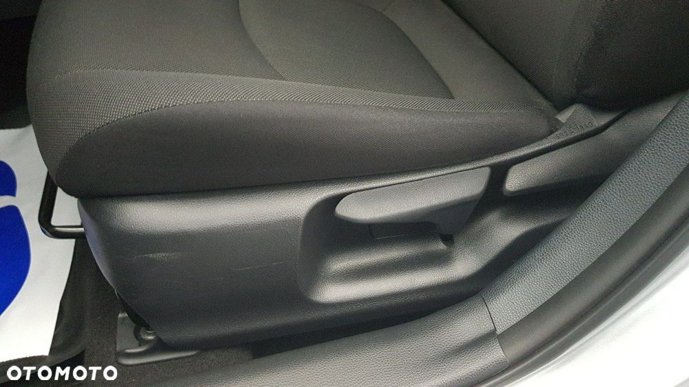 Toyota Corolla - 27