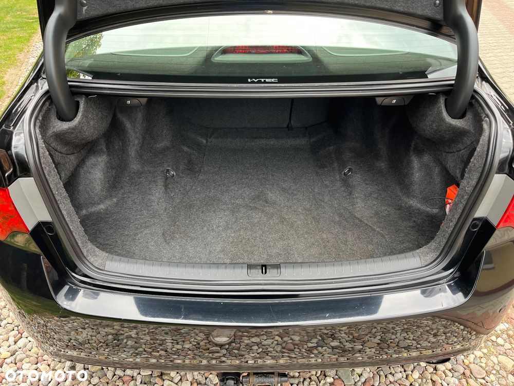 Honda Accord 2.0 Elegance Advantage - 22