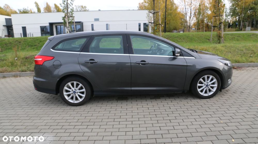 Ford Focus 1.5 EcoBoost Titanium ASS - 2