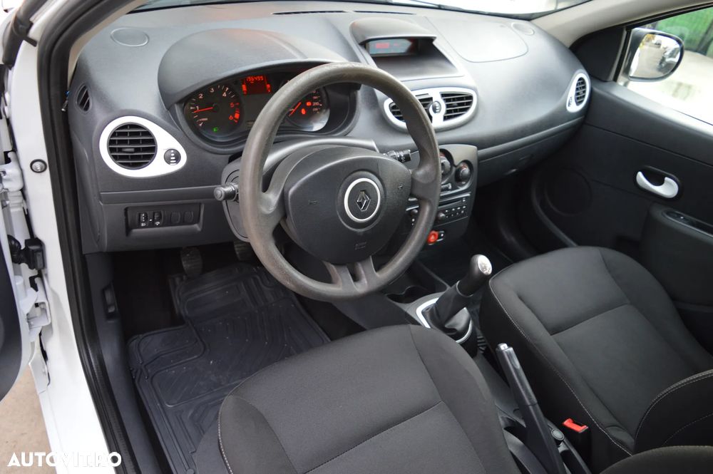Renault Clio III 1.5 dCi Yahoo - 3