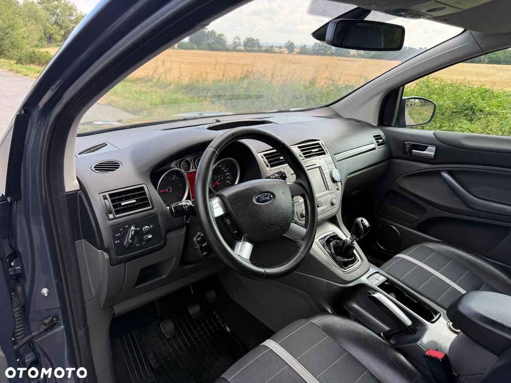 Ford Kuga 2.0 TDCi 4x4 Titanium - 18