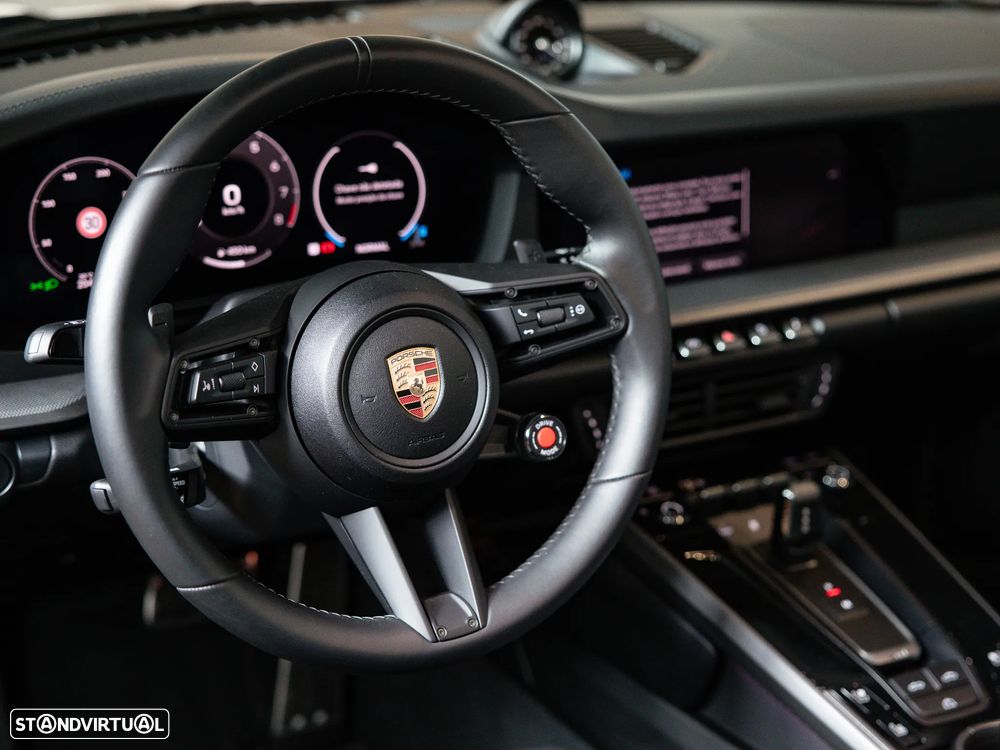 Porsche 911 (992) Carrera S - 30