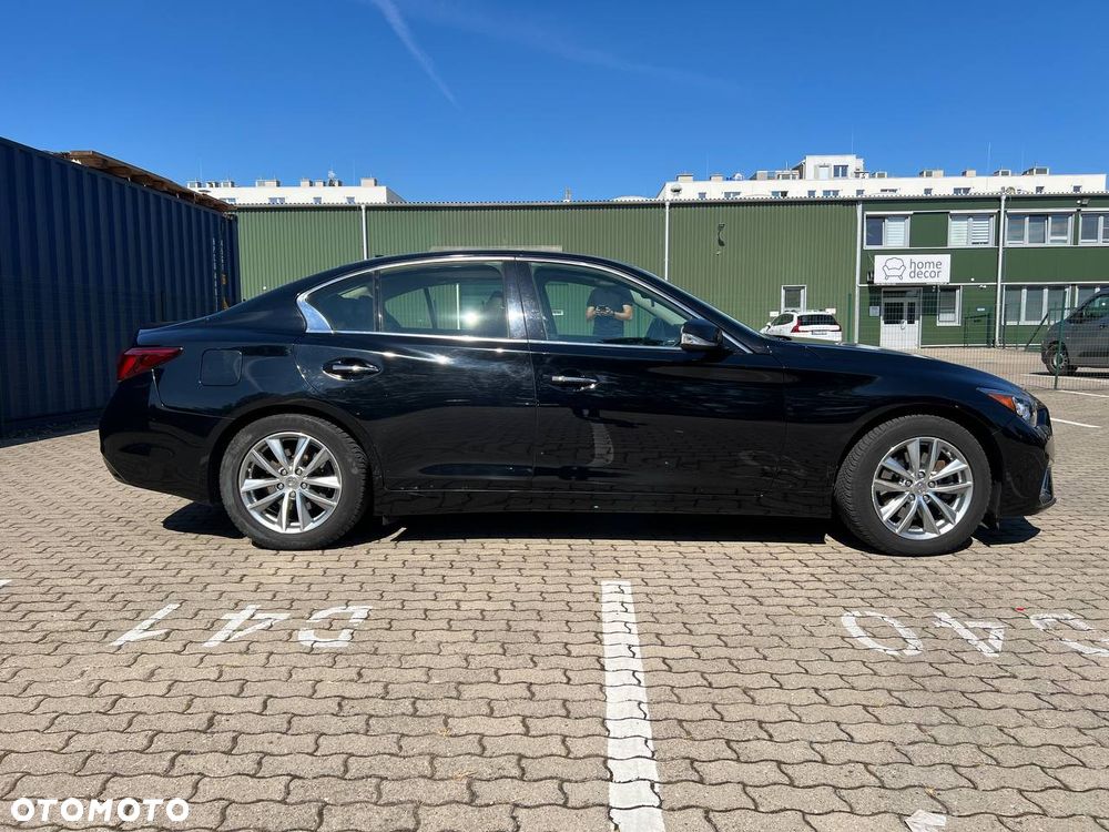 Infiniti Q50 - 8
