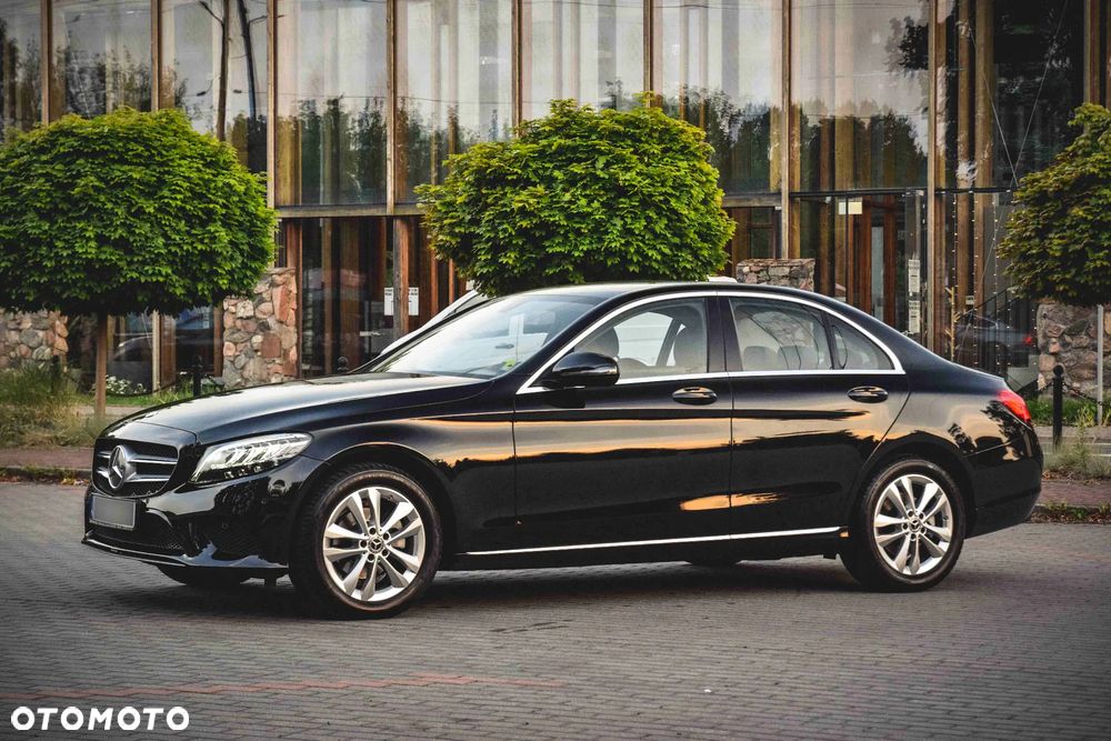 Mercedes-Benz Klasa C 180 9G-TRONIC - 8