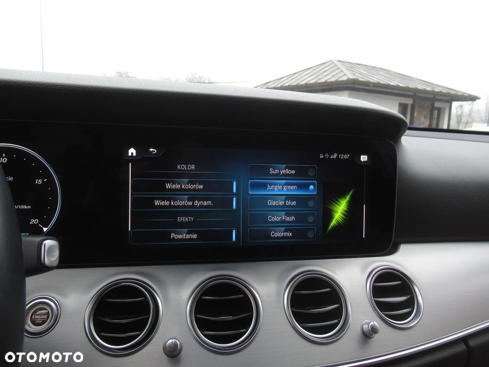 Mercedes-Benz Klasa E 220 d 4-Matic AMG - 28