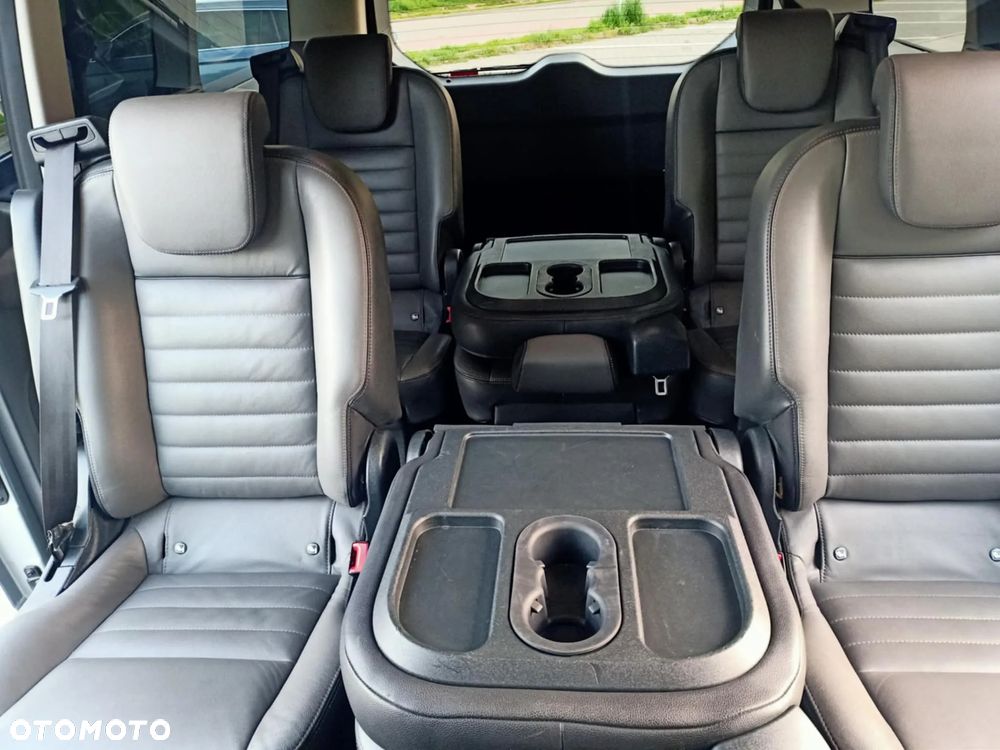 Ford Tourneo Custom 2.0 EcoBlue L2 Titanium SelectShift - 24