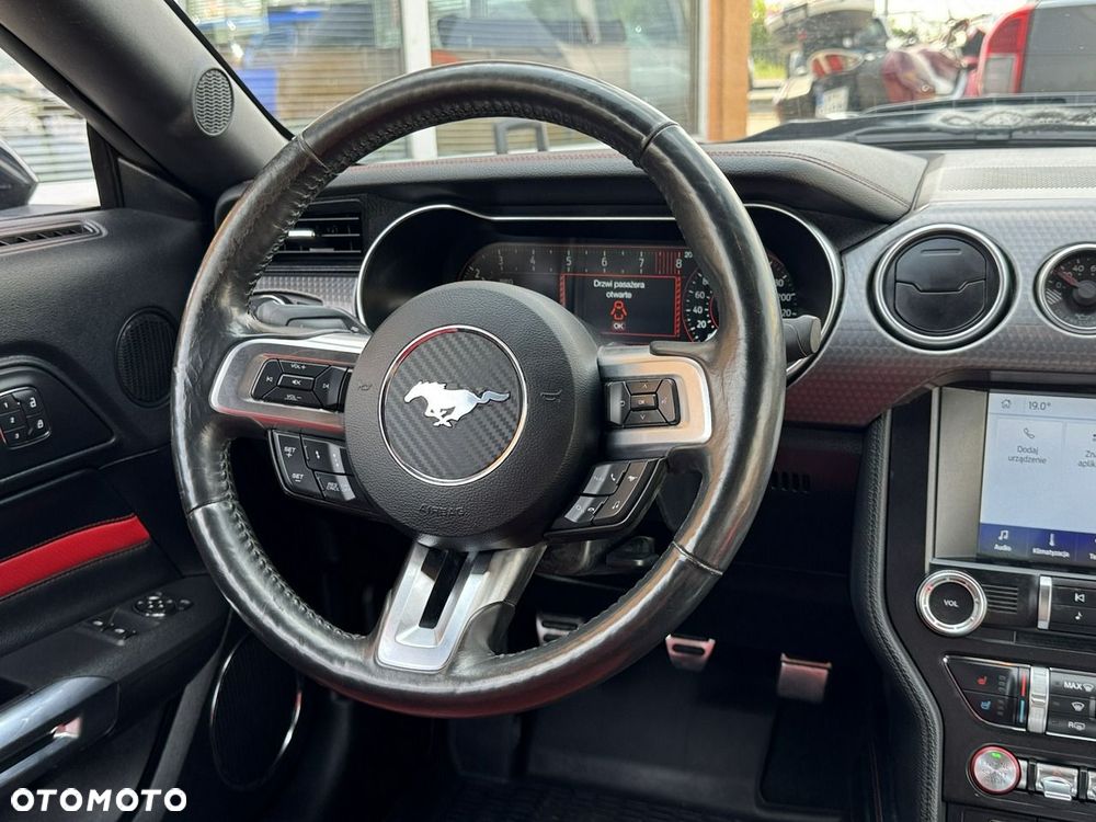 Ford Mustang - 23