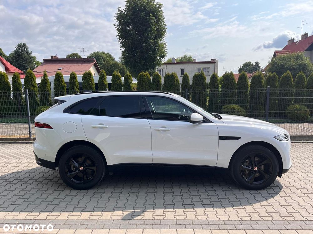 Jaguar F-Pace - 4