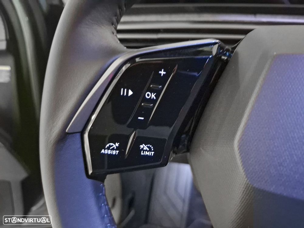 Peugeot E-5008 73 kWh Allure - 16