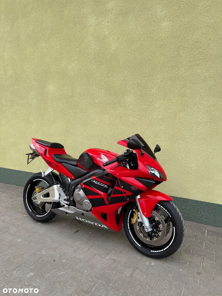 Honda CBR - 1