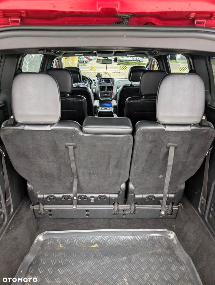 Dodge Grand Caravan 3.6 R/T - 16