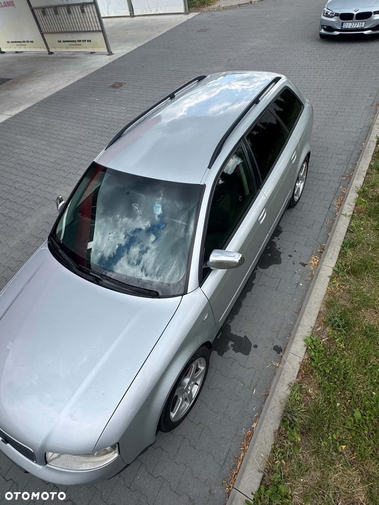 Audi A4 Avant 1.8T Quattro - 16