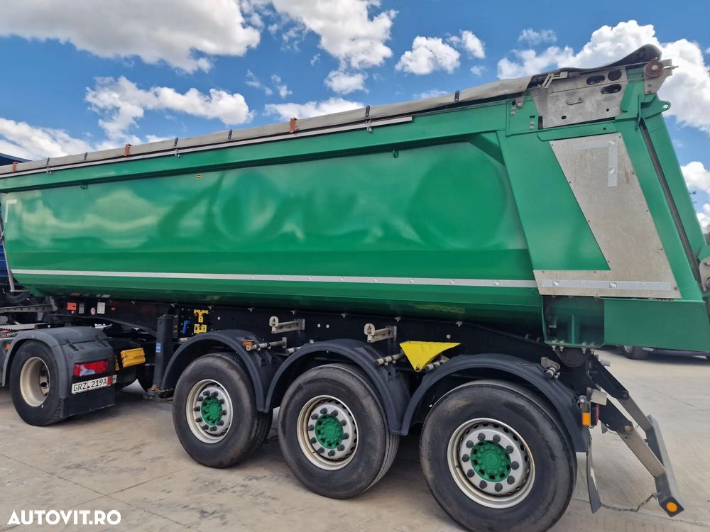 Schmitz Cargobull SKi 8,2, 28mc, EX DEMO-FULL OPTION, 2022, 29500 EUR+Tva, oblon rabatabil hidraulic spate, prelata pe role cu telecomanda, axa liftabila, LED, Anvelope 95% ok, scena vizitare, picioare sprijn, HARDOX, posibil leasing 4 ani-SUPER PRET 29.500 EUR+Tva - 36