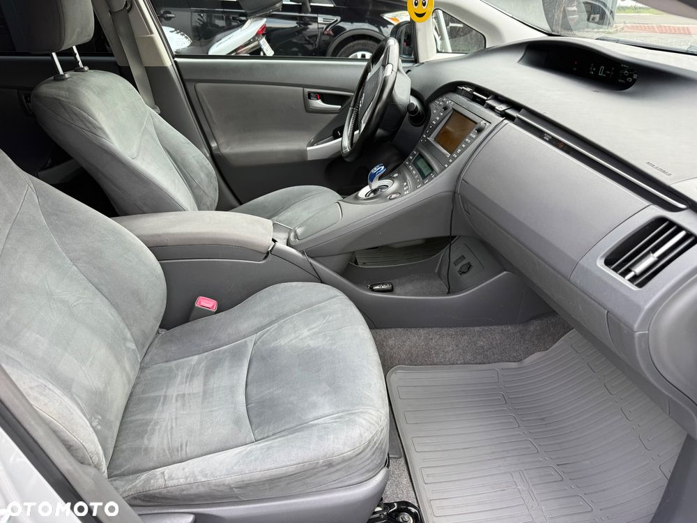 Toyota Prius - 18