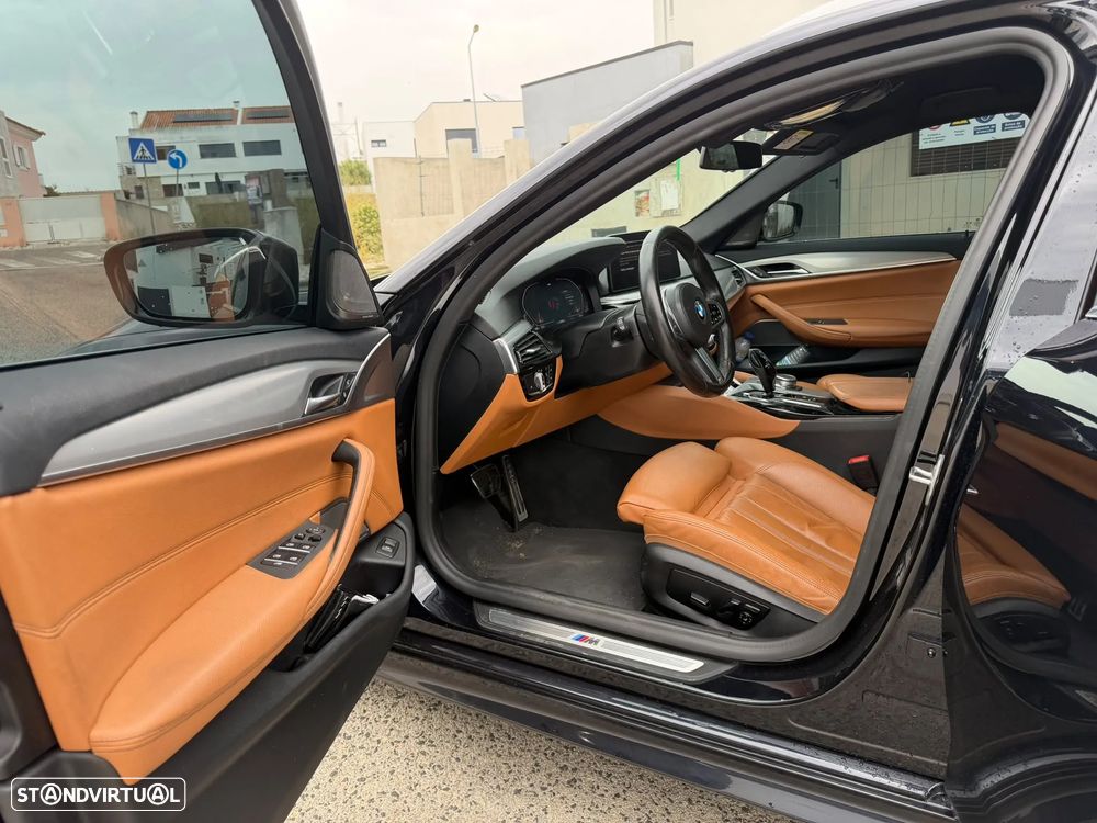 BMW 520 d Pack M Auto — fotografia 11