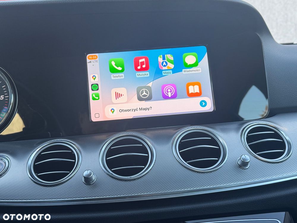 Mercedes-Benz Klasa E 220 d 4-Matic 9G-TRONIC - 13