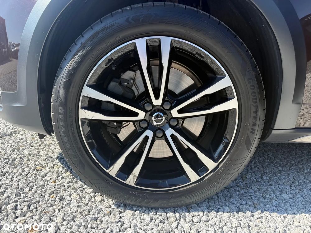 Volvo V90 Cross Country B5 D AWD Pro - 9