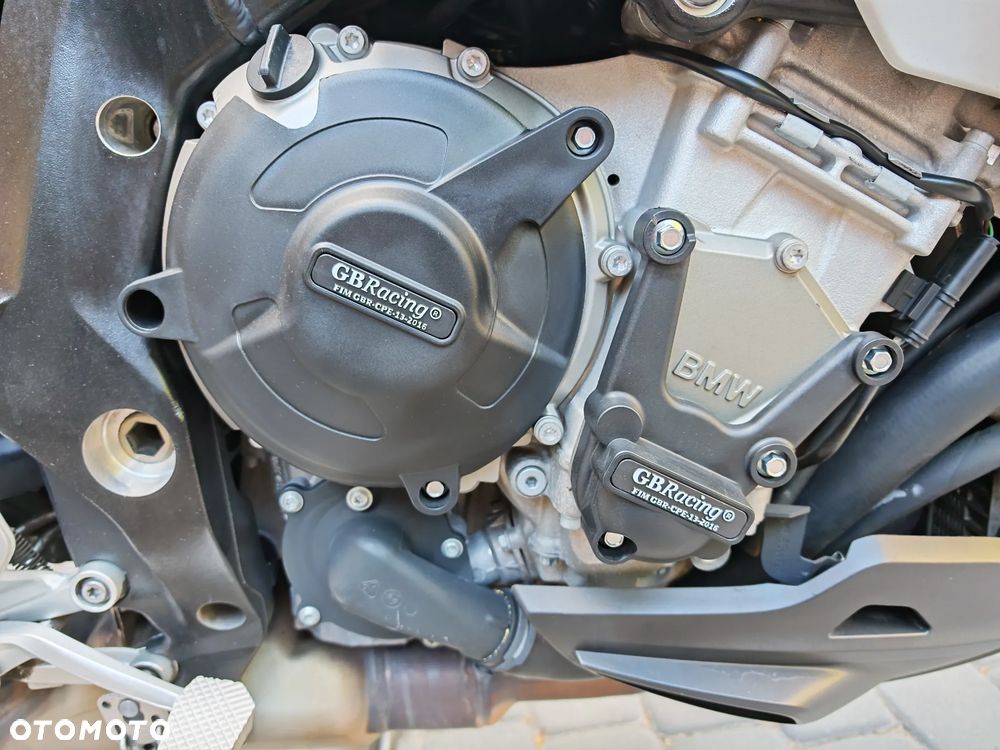 BMW S - 37