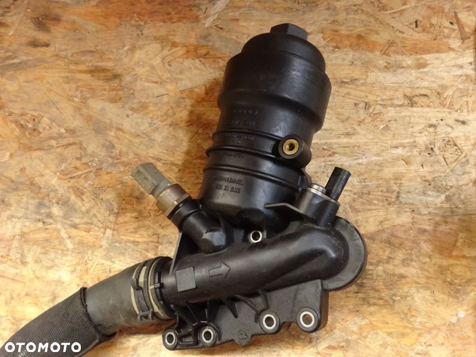 059115389t obudowa filtra oleju  audi a4 a6 a7 q7 q8 3.0 tdi czesci