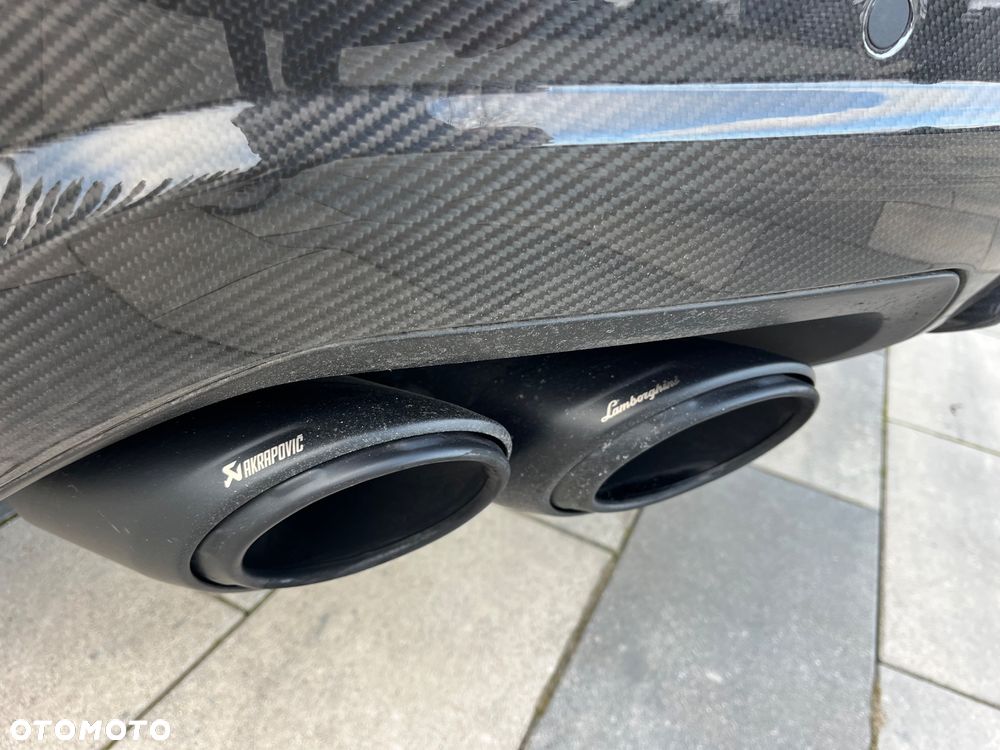 Lamborghini Urus - 17