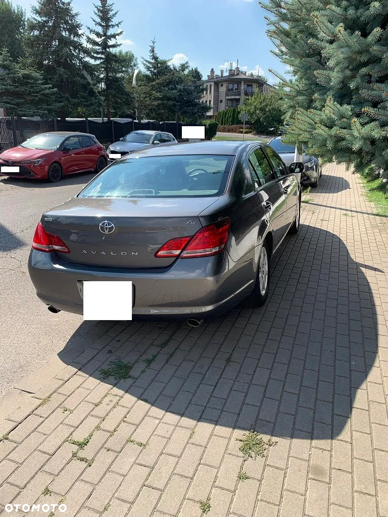 Toyota Avalon 3.5 XL - 10