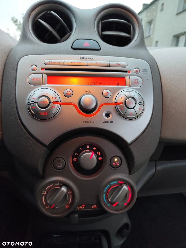 Nissan Micra 1.2 30 Jahre Edition - 16