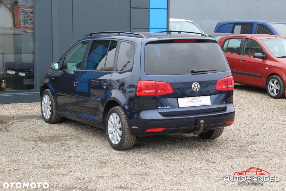 Volkswagen Touran - 6