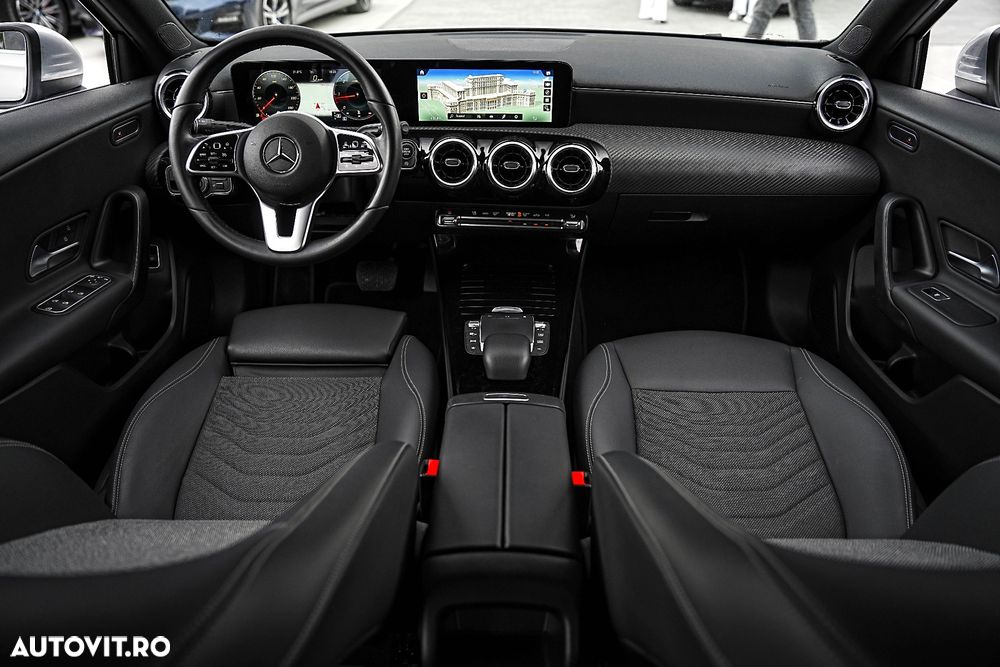Mercedes-Benz A 200 d Sedan 8G-DCT Style - 6