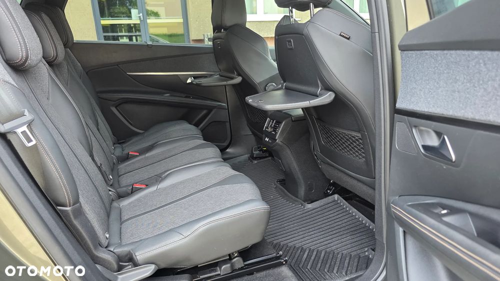 Peugeot 5008 - 25