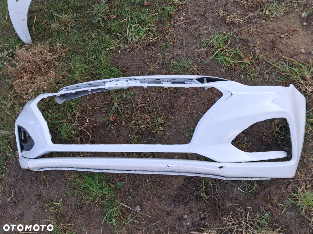 HYUNDAI i20 II LIFT ZDERZAK PRZEDNI PRZÓD - 1