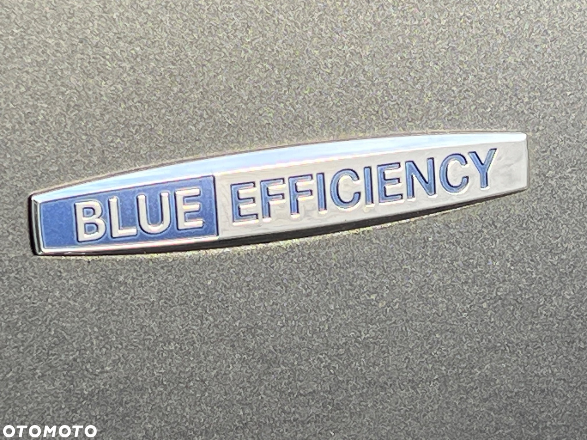 Mercedes-Benz Klasa C 180 CGI Automatik BlueEFFICIENCY Avantgarde - 23