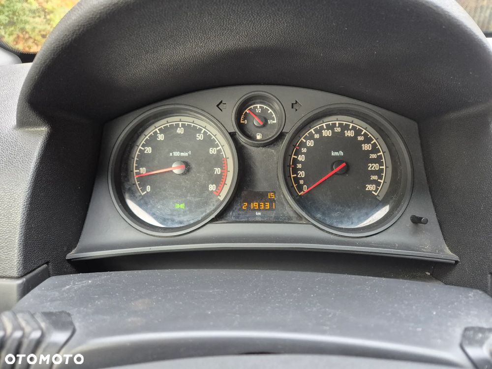 Opel Astra IV 1.6 Essentia - 5