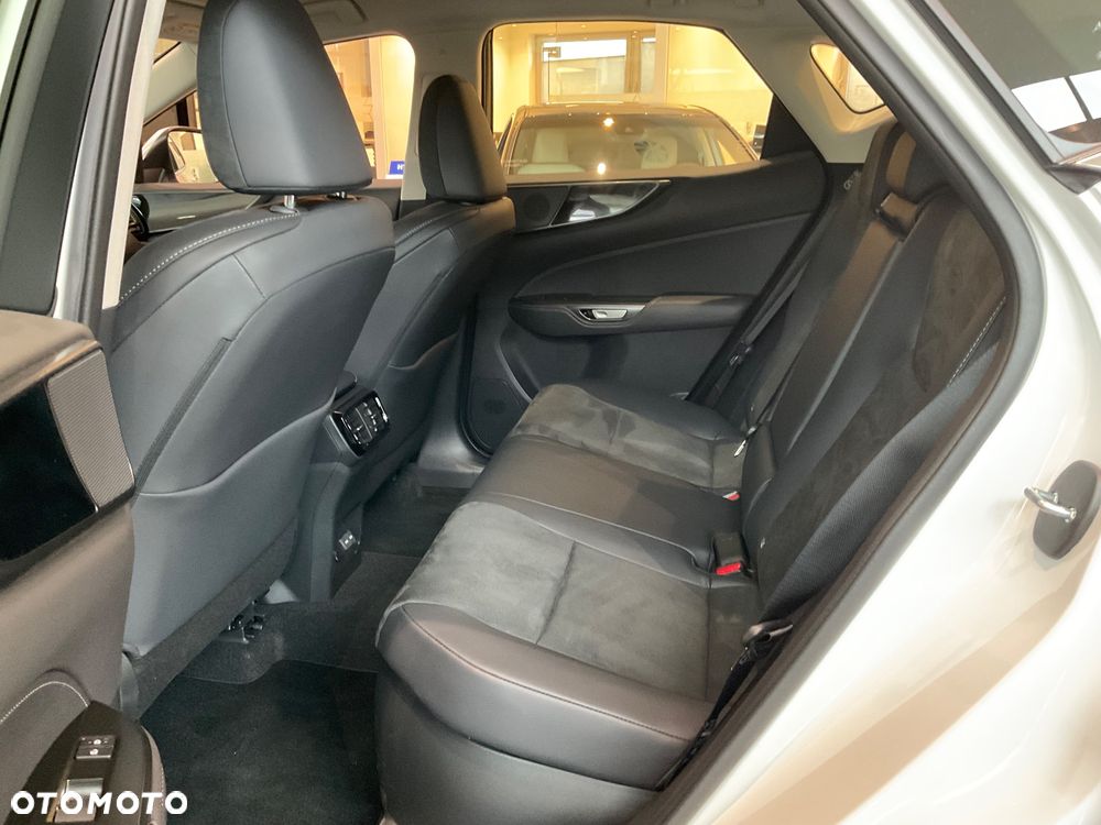 Lexus NX 350h Elegance 2WD - 8