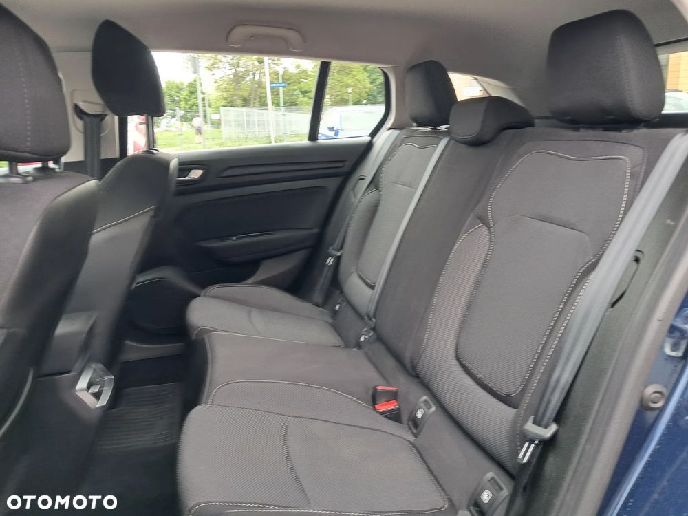 Renault Megane 1.5 Blue dCi Zen - 10