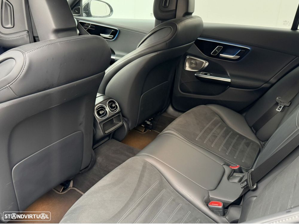 Mercedes-Benz C 300 e AMG Line - 17