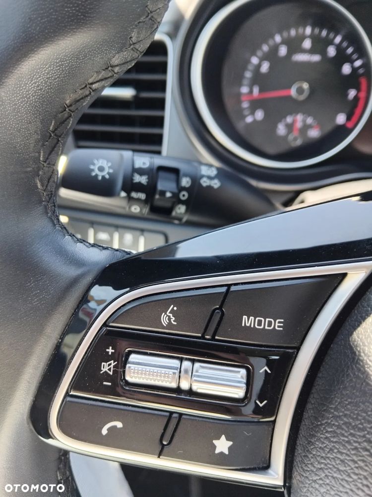 Kia Ceed 1.5 T-GDI M - 10
