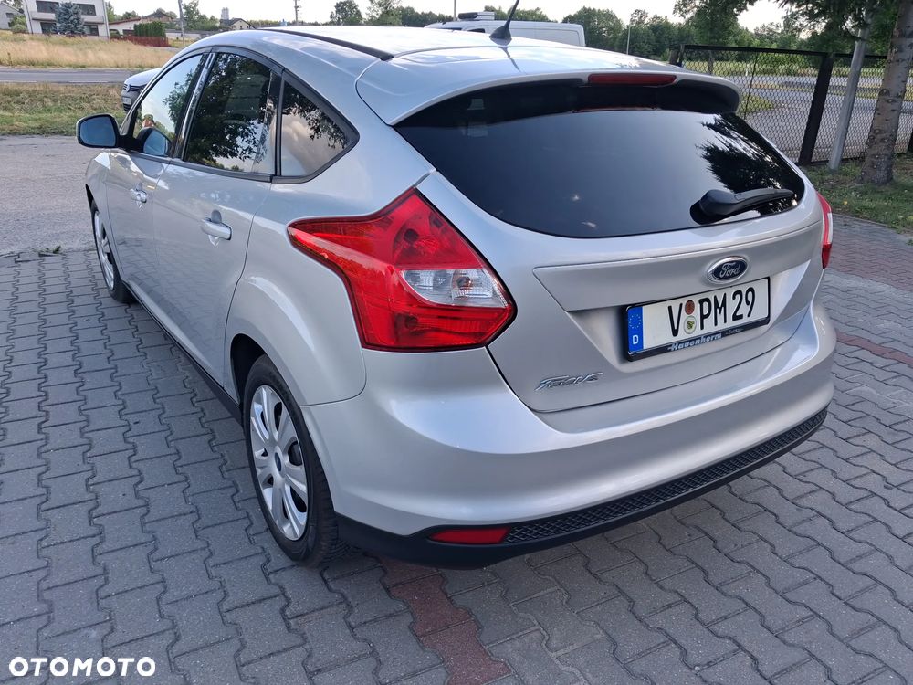 Ford Focus - 16