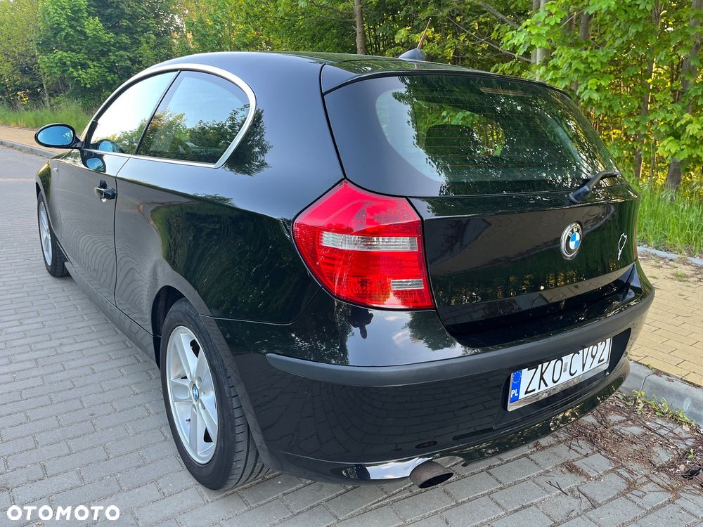 BMW Seria 1 116i - 8